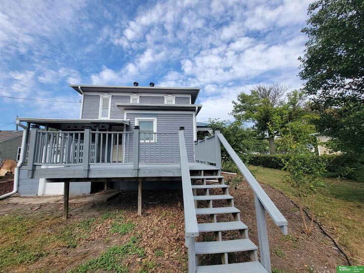 Property Photo:  618 E 4th Street  NE 68467 