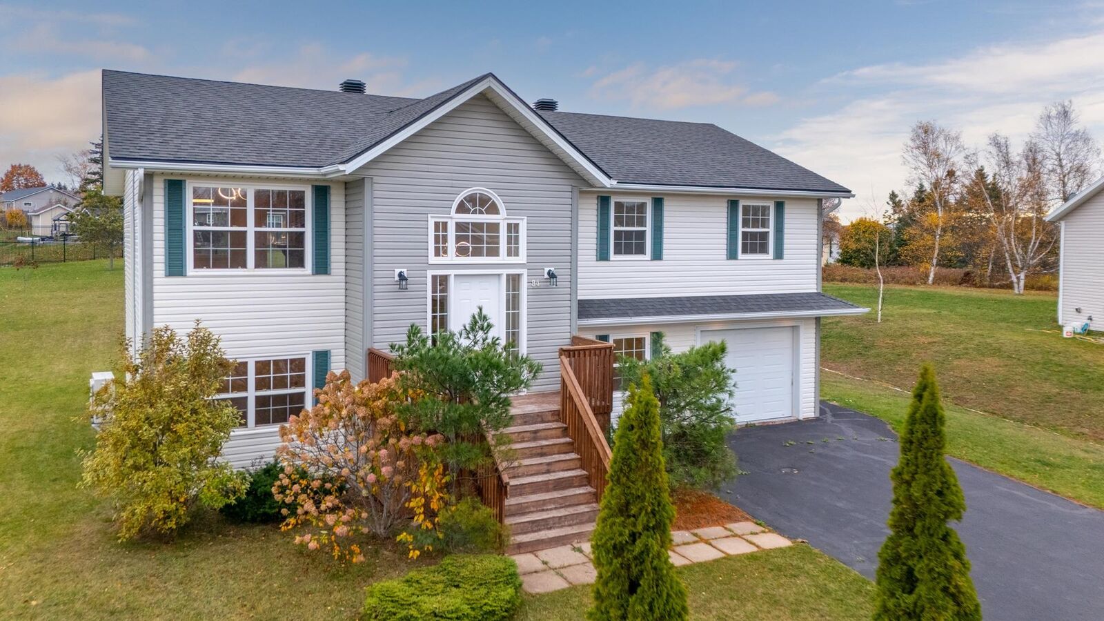 Photo de la propriété: 84 Bonavista Avenue PE C1B 0E6