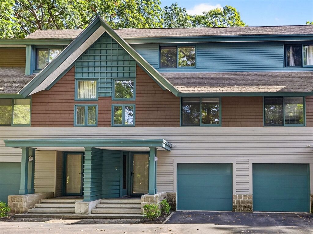 Property Photo:  1175 Chestnut St 27  MA 02464 