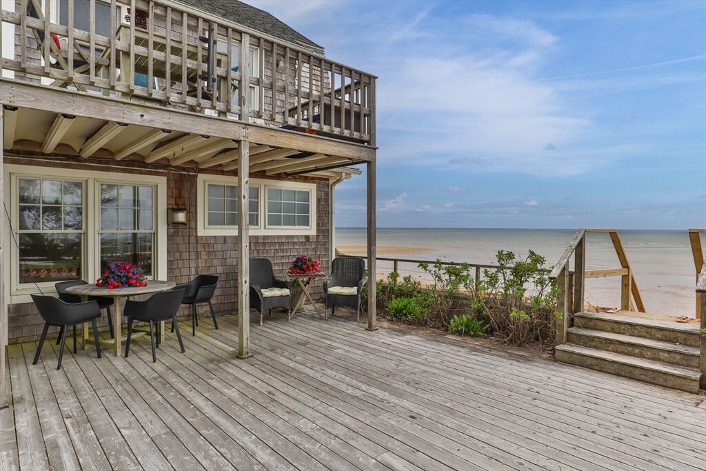 Property Photo:  633 Commercial Street Unit 2  MA 02657 