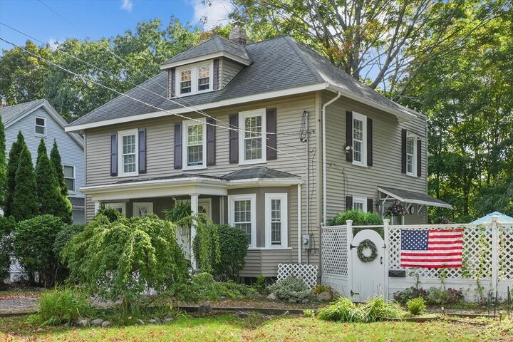 Property Photo:  62 Fays Ave  MA 01904 