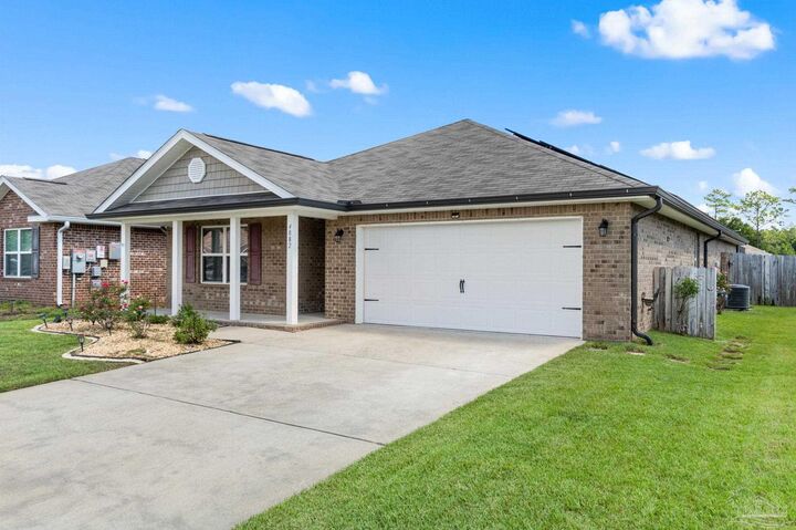 Property Photo:  4082 Chickadee St  FL 32583