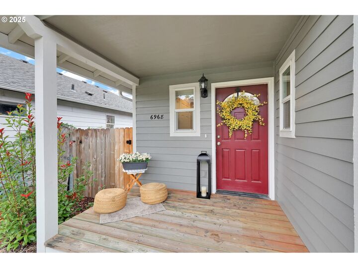 Property Photo:  6968 A St  OR 97478 