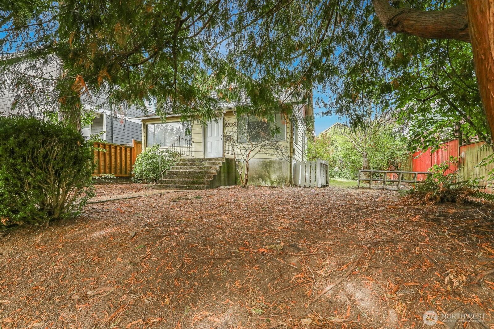 Property Photo:  1208 NW 77th Street  WA 98117 