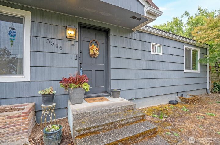 Property Photo:  3546 E Grandview  WA 98404 
