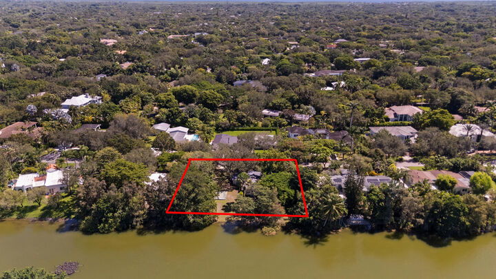 Property Photo: 11620 SW 69th Court FL 33156