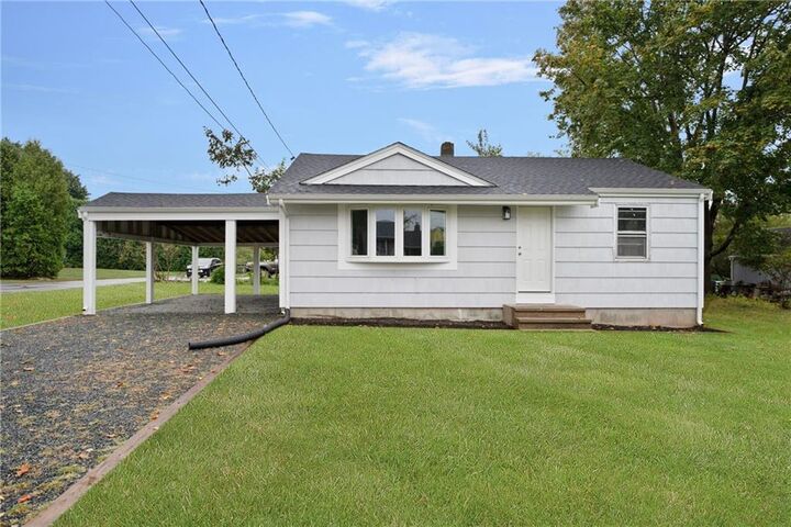 64 Martens Road  Portsmouth RI 02871 photo