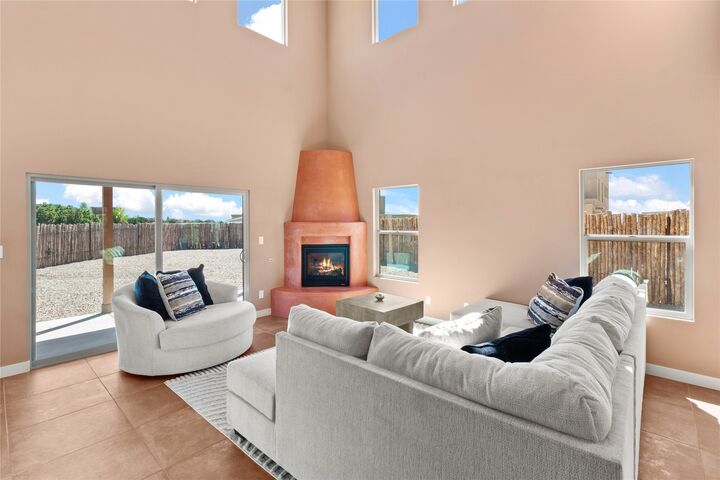 Property Photo: 7609 Arroyo Oeste Lane NM 87507