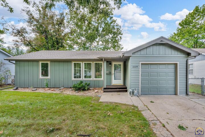 Property Photo: 1609 SW Burnett Rd KS 66604