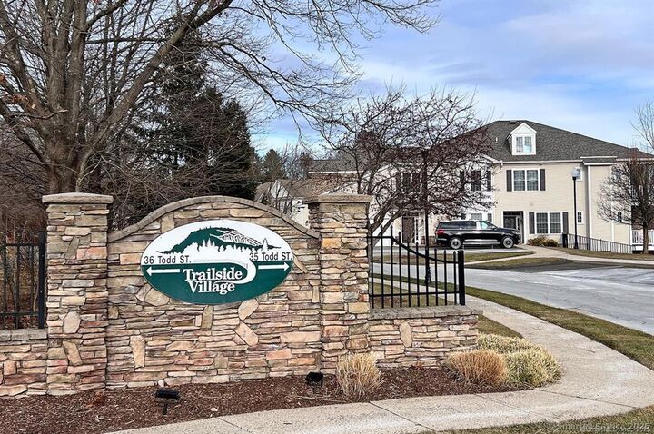35 Todd Street 103  Hamden CT 06518 photo