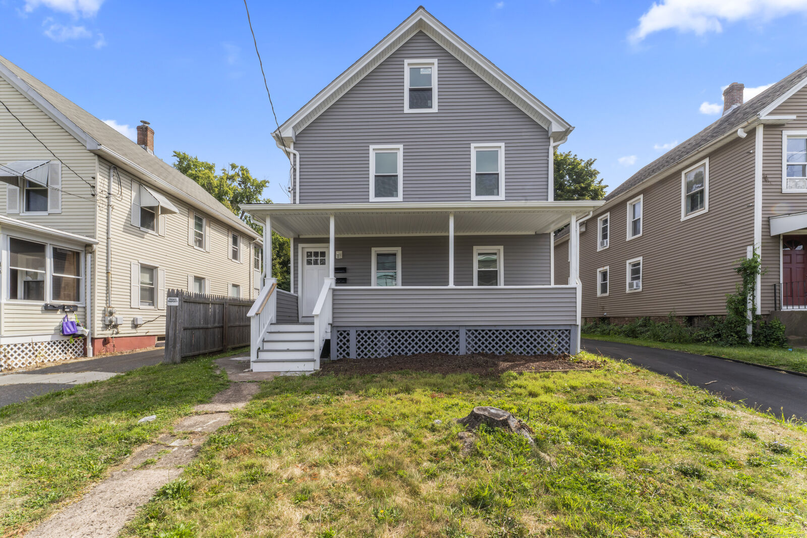 Property Photo:  102 Main St Extension  CT 06457 
