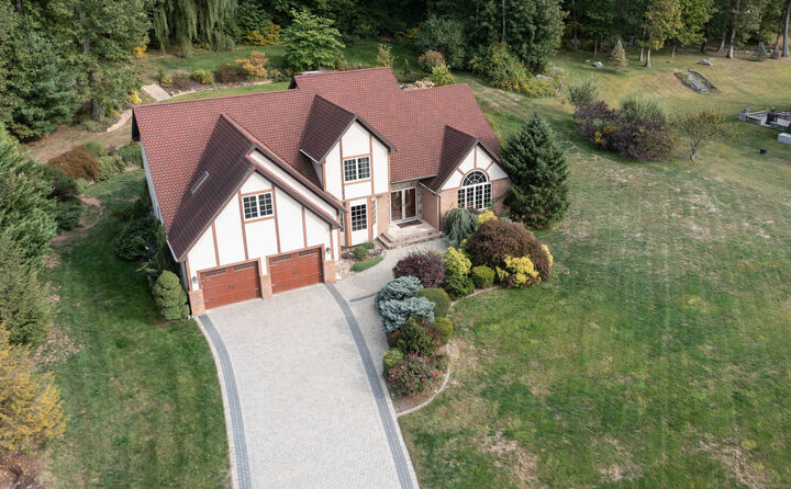 61 Pine Hollow Drive  Southington CT 06489 photo