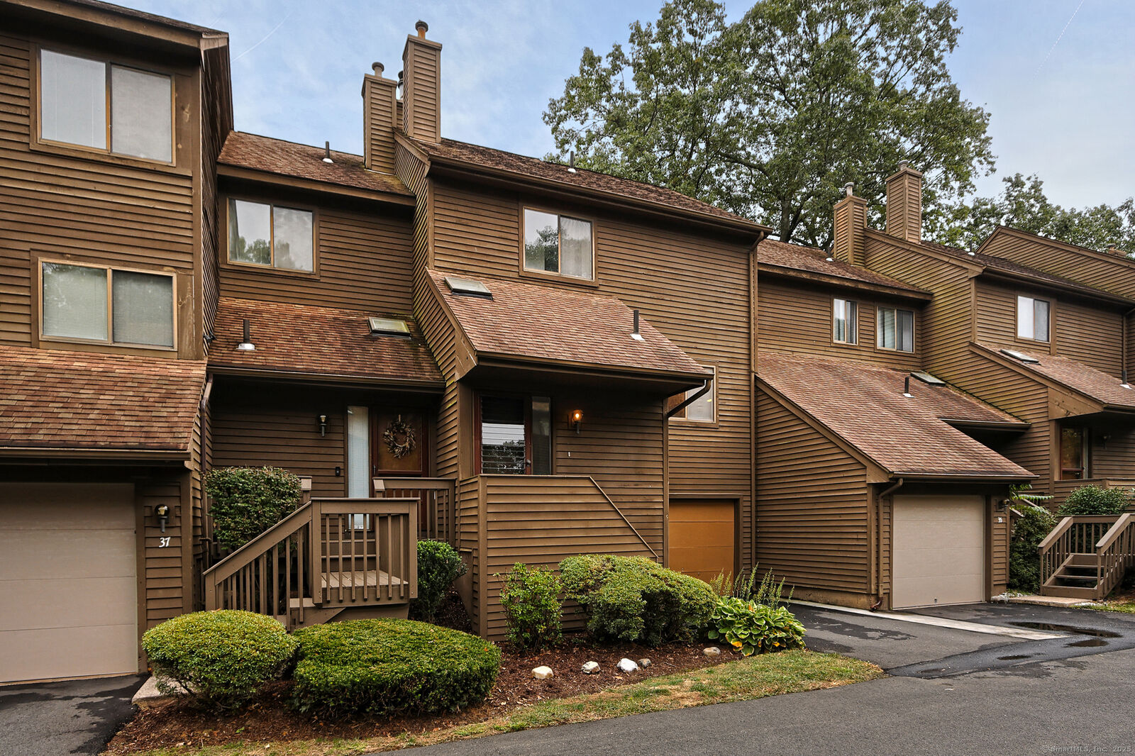 Property Photo:  900 Mix Avenue Apt 36  CT 06514 