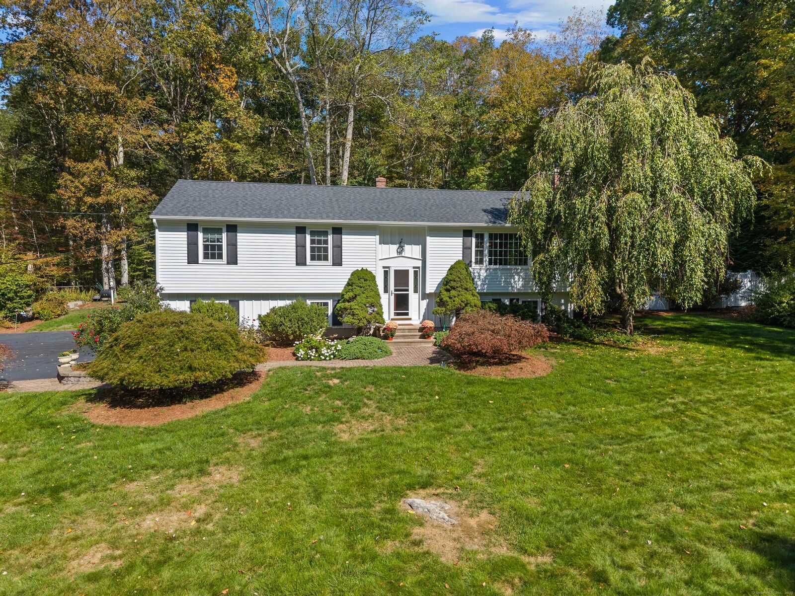 Property Photo: 16 Eastwood Road CT 06443