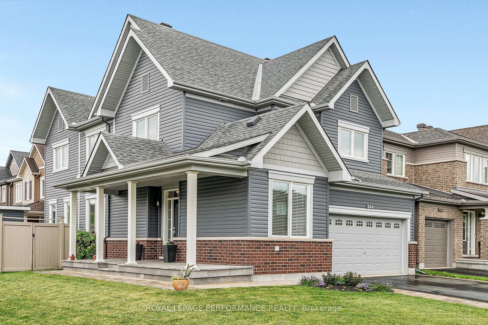 Property Photo:  344 Hepatica Way  ON K4A 0Z1 