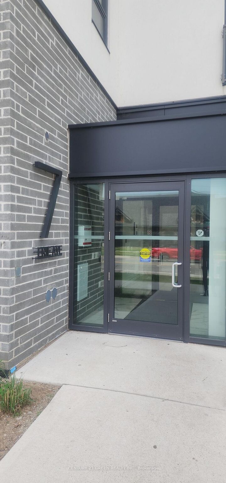 Property Photo:  7 Erie Avenue E 506  ON N3S 2E7 
