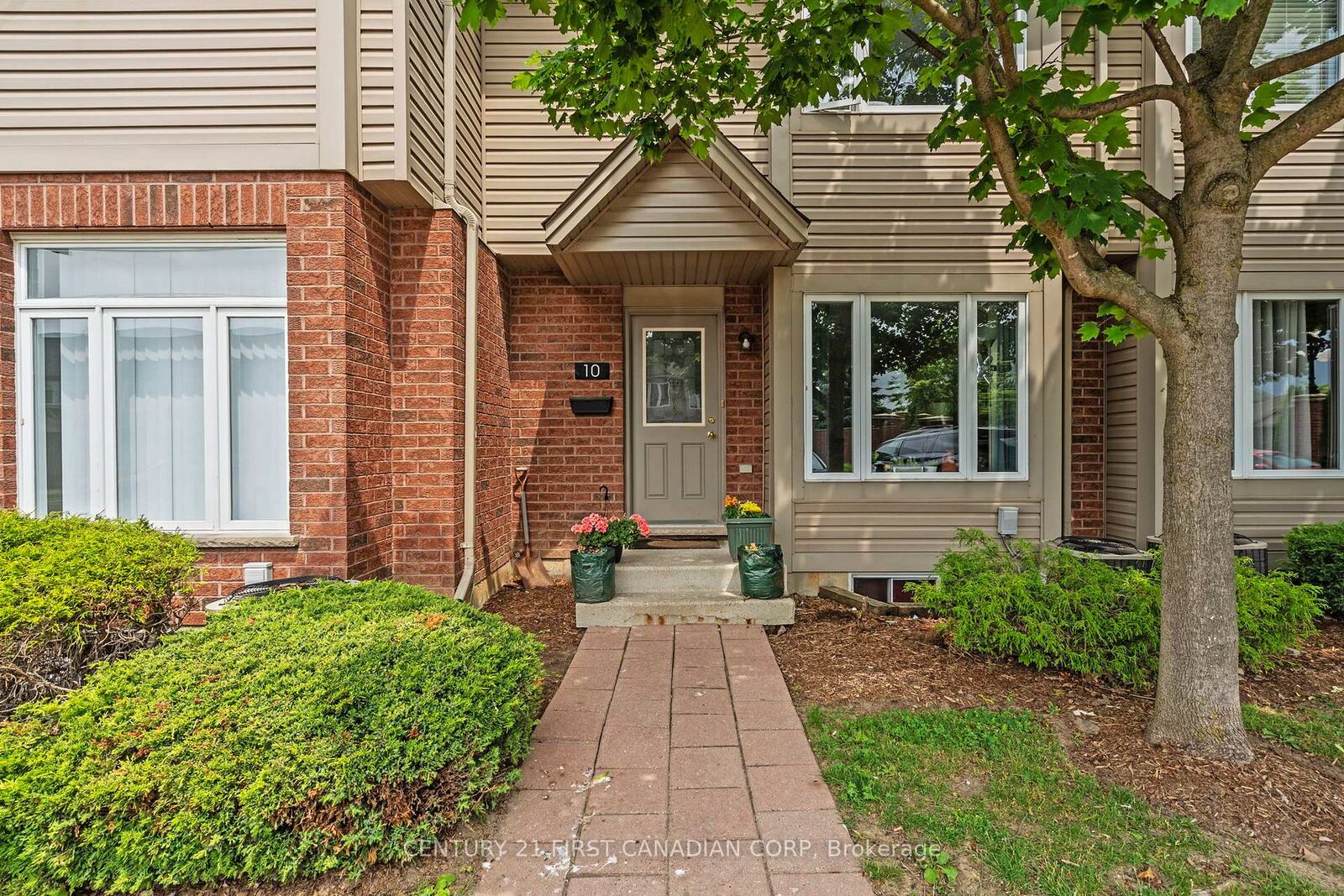Property Photo: 1921 Father Dalton Avenue 10 ON N5X 4S1