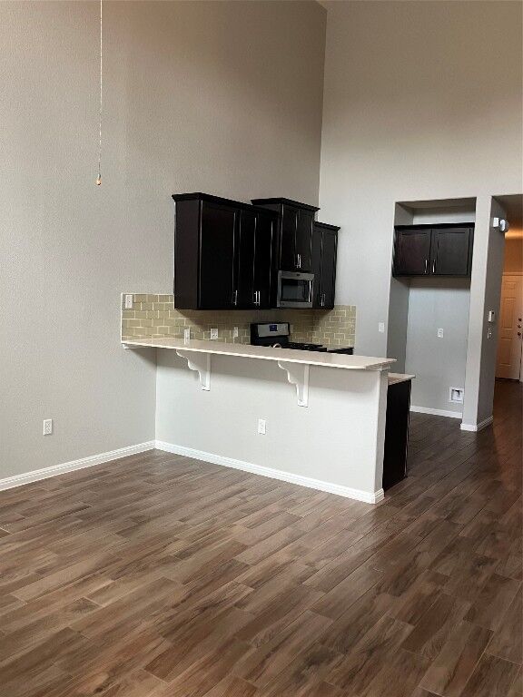 Property Photo: 2304 S Lakeline Boulevard 512 TX 78613