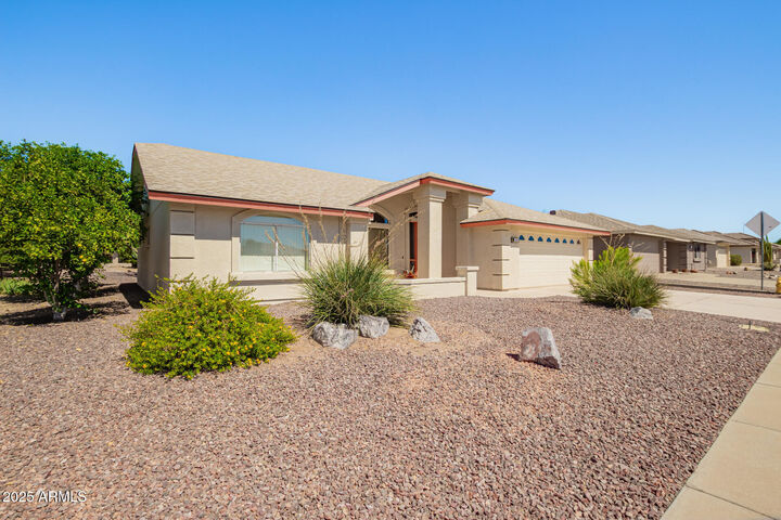 Property Photo: 11508 E Medina Avenue AZ 85209