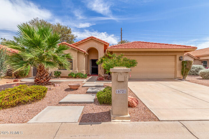Property Photo:  10721 E Coopers Hawk Drive  AZ 85248 