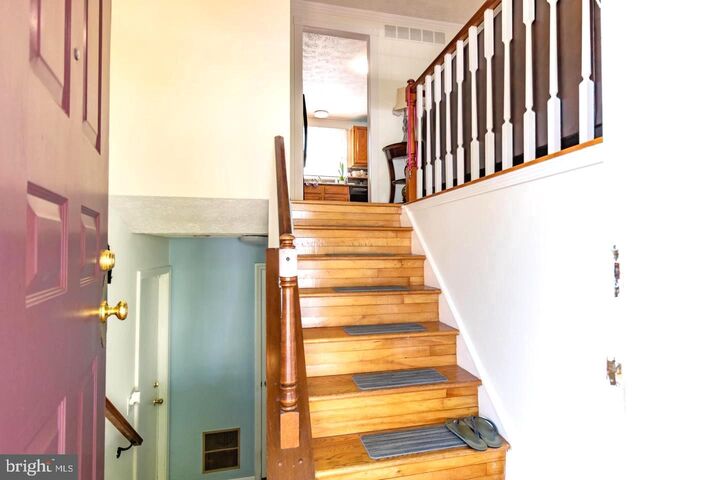 Property Photo:  313 Samantha Drive  VA 20164 