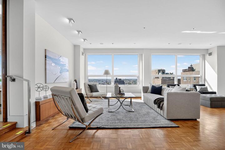 Property Photo:  1820 Rittenhouse Square 1802  PA 19103 