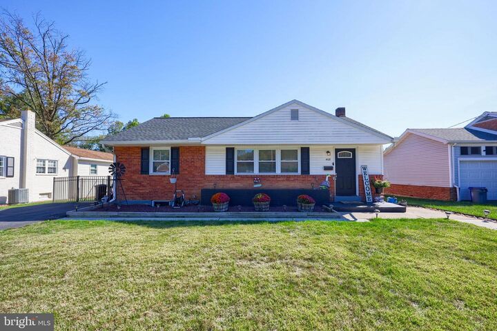408 E Marble Street  Mechanicsburg PA 17055 photo