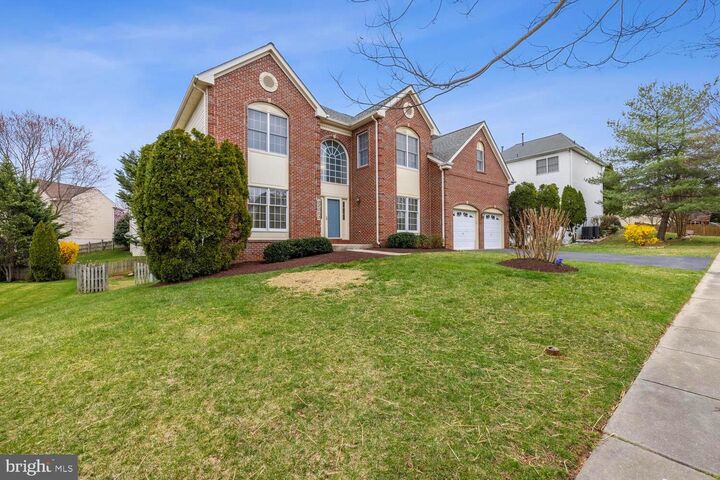 Property Photo:  22003 White Trellis Lane  MD 20841 