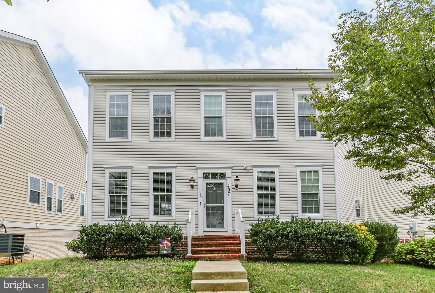 Property Photo: 407 Apricot Street VA 22554