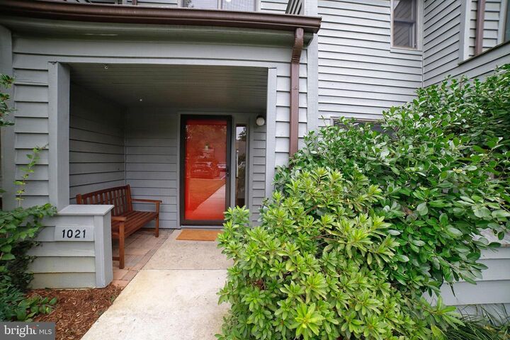 Property Photo:  1021 Cedar Ridge Court  MD 21403 