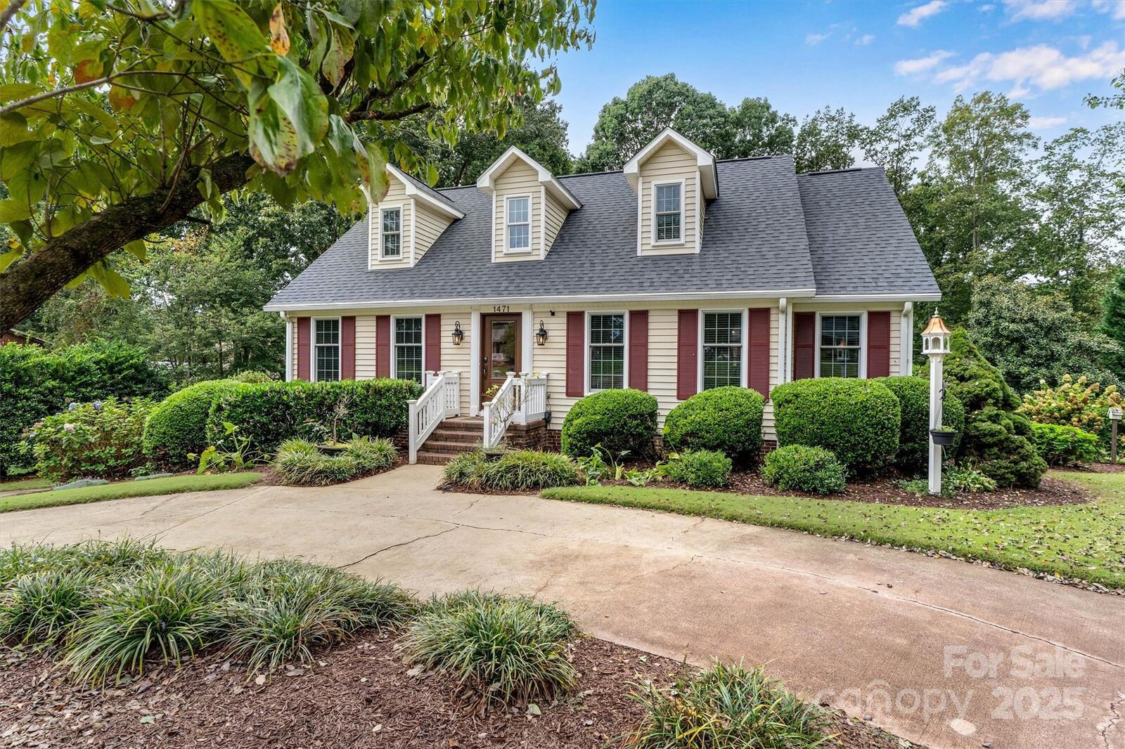 Property Photo:  1471 Arden Drive  NC 28092 