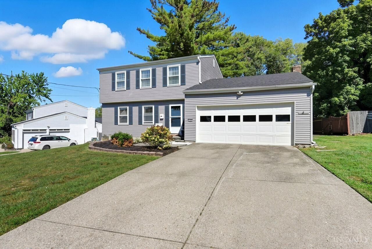 Property Photo:  1968 Edgewater Drive  OH 45240 
