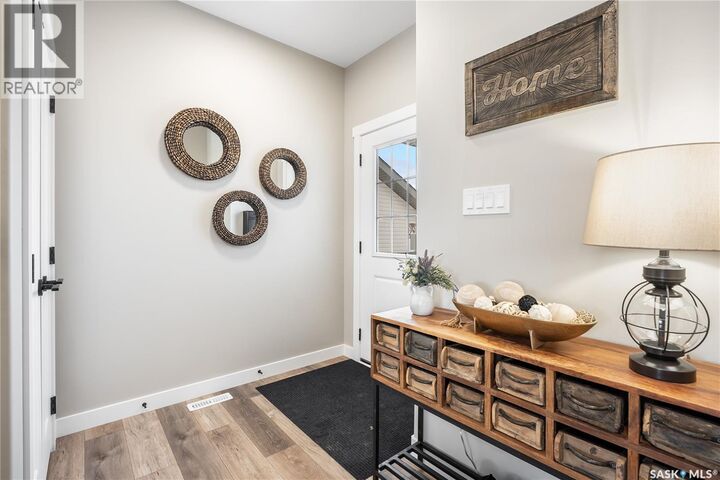 Property Photo:  207 Fortosky Crescent  SK S7M 5X3