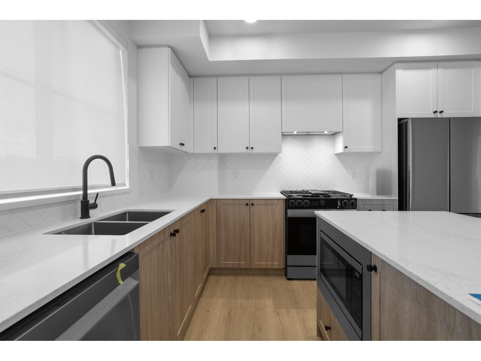 Photo de la propriété: 19885 76 205 BC V2Y 1S1