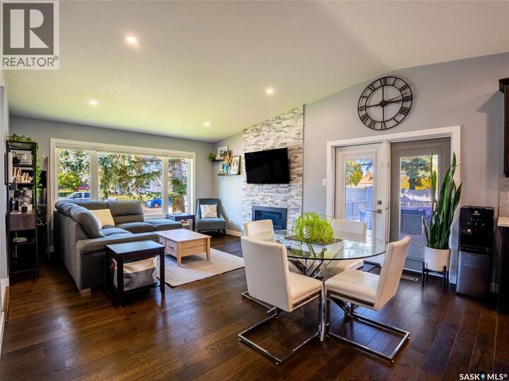 Property Photo:  3123 Edinburgh Drive  SK S4V 1H5 
