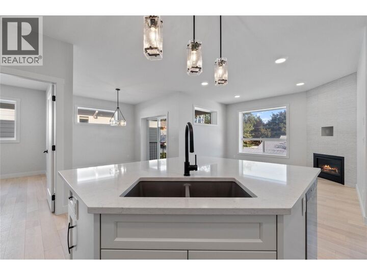 Property Photo: 1840 10 Street Southwest 9 BC V1E 0H2