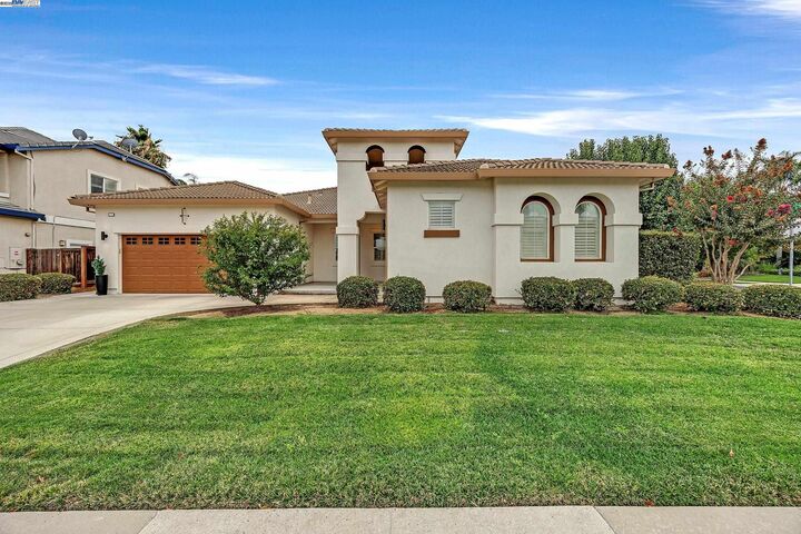 1866 Toulouse Ln  Brentwood CA 94513 photo