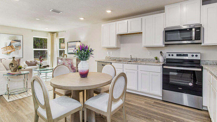 Property Photo:  6443 Firefly Drive  FL 32583 