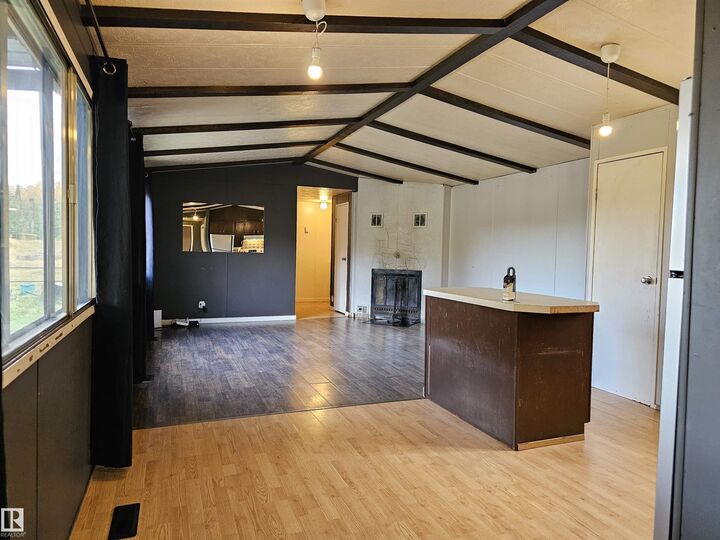 Property Photo:  49510 Rge Road 80  AB T7A 2A3 