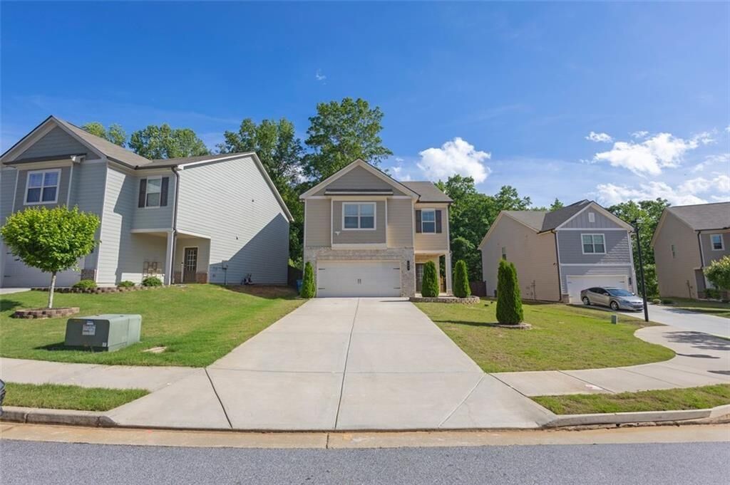 Property Photo:  104 Auburn Crossing Way  GA 30011 