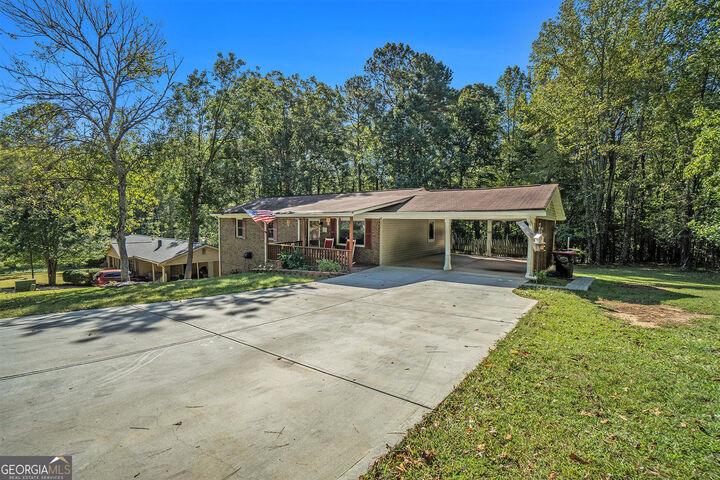 Property Photo:  3075 Tara Woods Drive  GA 30135 
