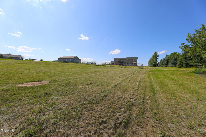 Property Photo:  2384 Foxtail Lane N  ND 58554 