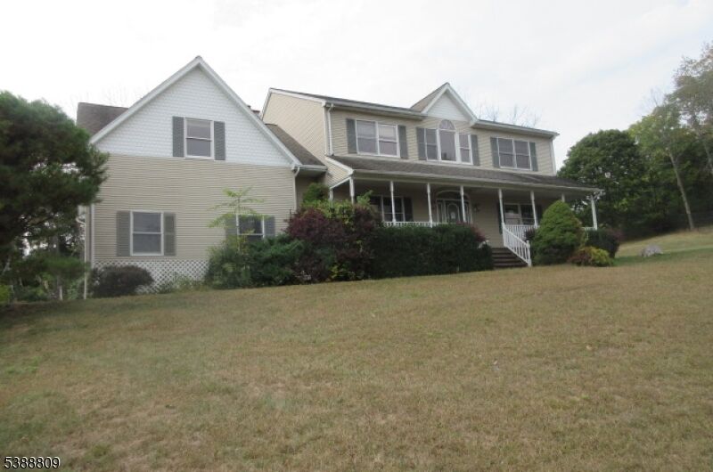 Property Photo:  5 Babbitt Ct  NJ 07860 
