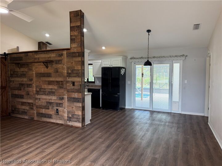 Property Photo: 55 Lake Side Trail FL 33852