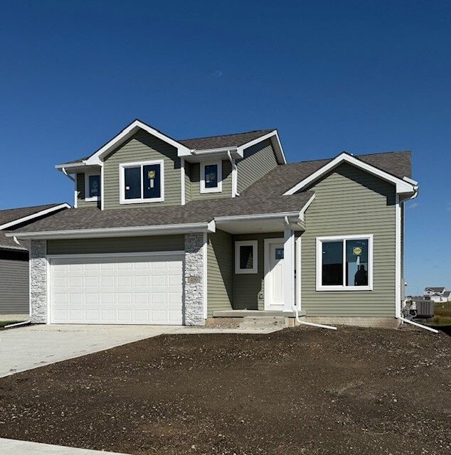 Property Photo:  409 Fireside Drive NW  IA 50035