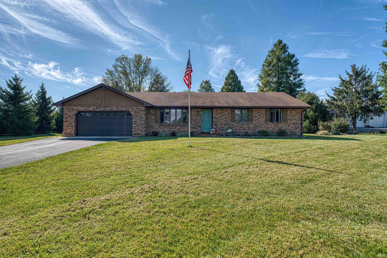 Property Photo:  377 E 750 S Road  IN 47648 