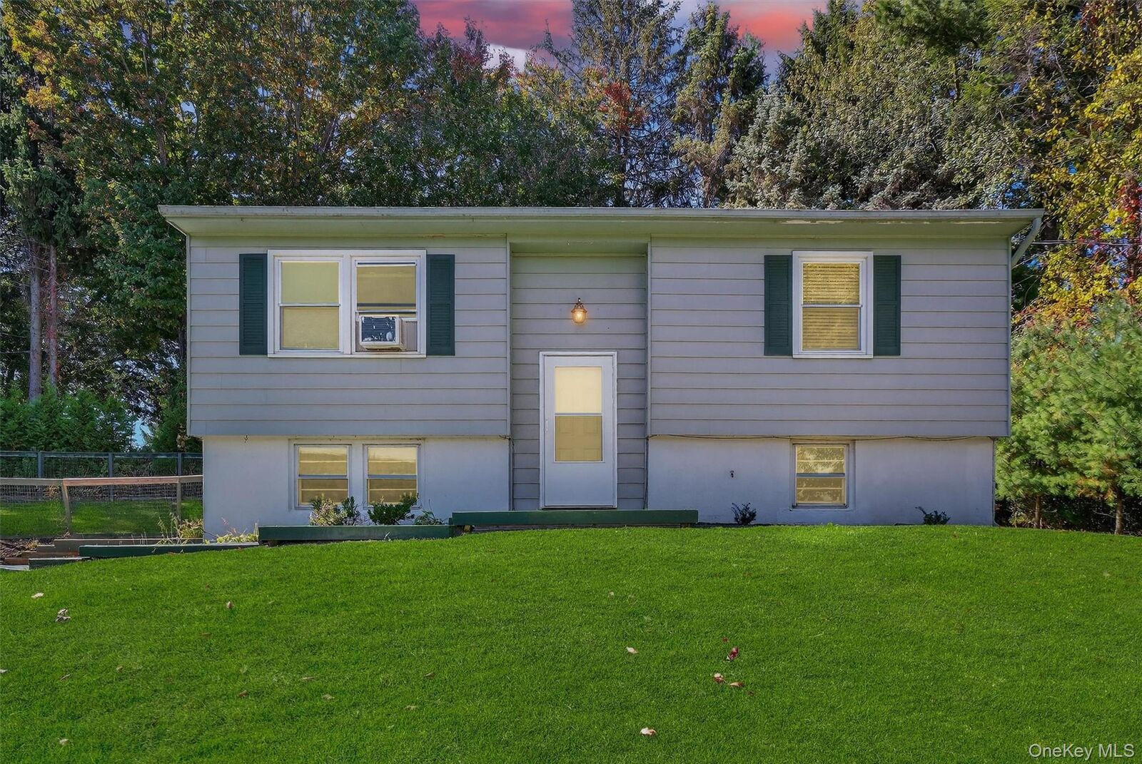 Property Photo:  144 Stagecoach Pass  NY 12582 