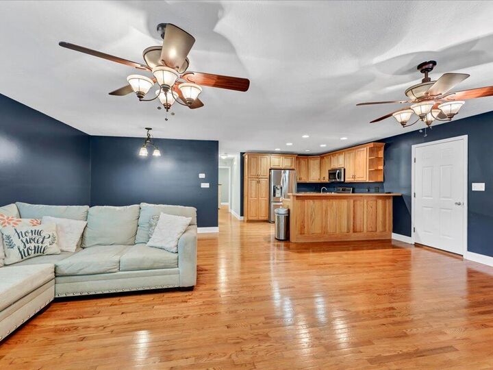 Property Photo: 120 Oak Road TN 37849