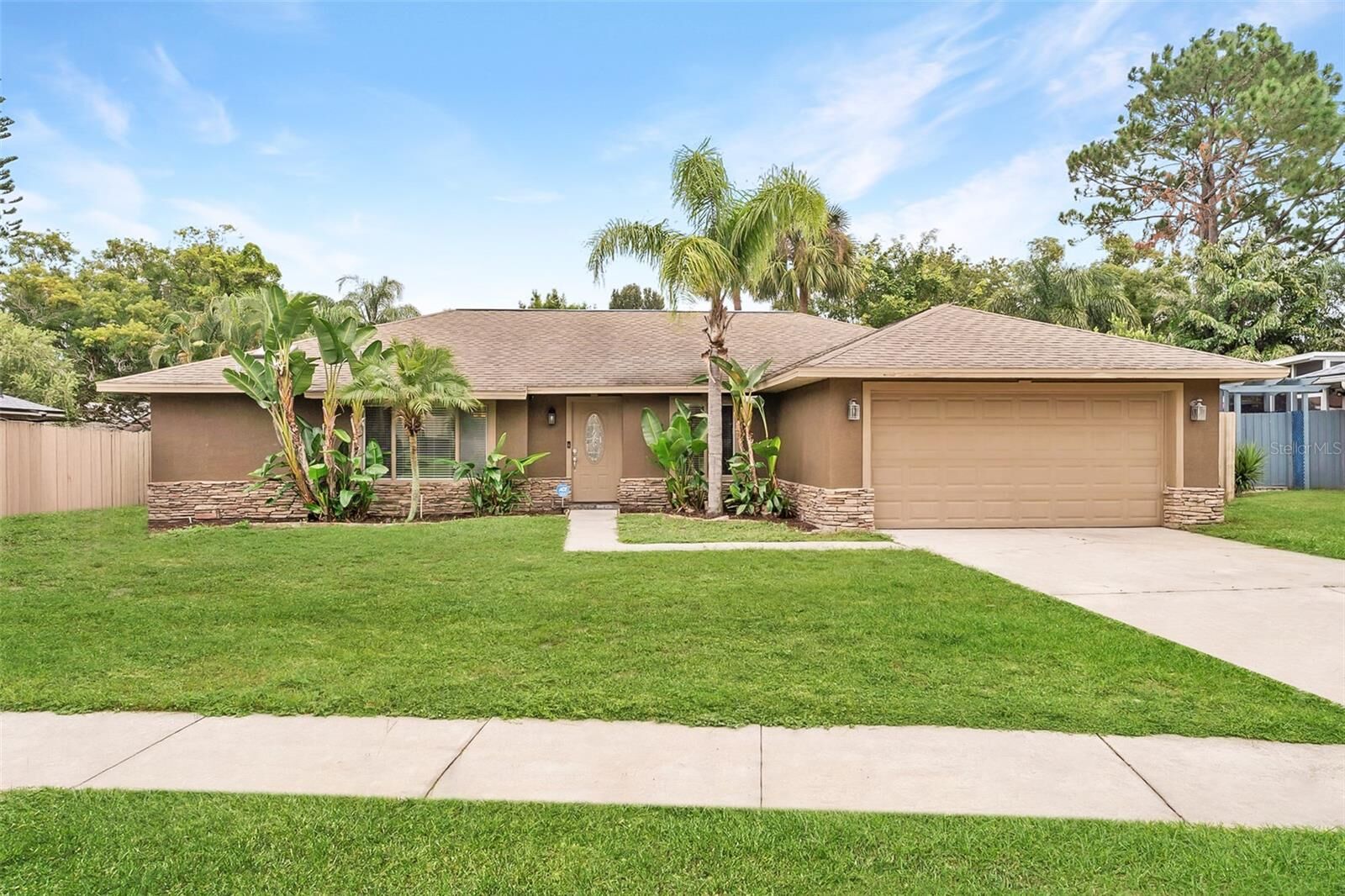 Property Photo:  8445 Indian Wells Court  FL 32819 