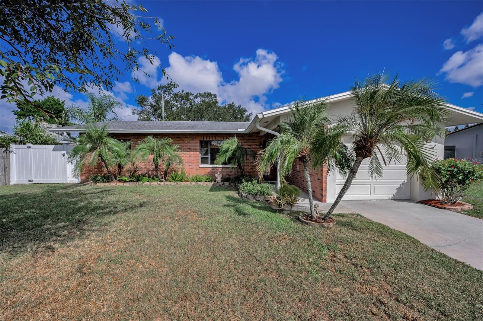 Property Photo:  929 Britton Street  FL 33770 